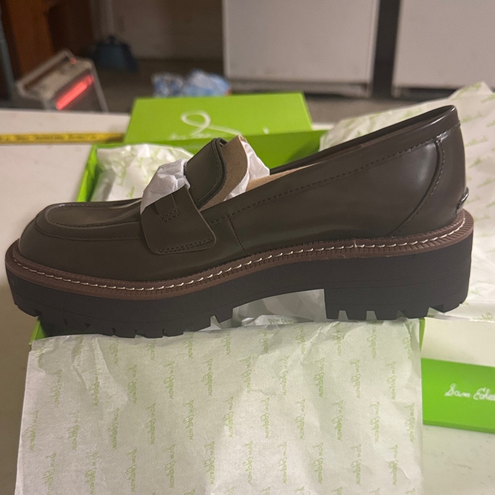 NIB Sam Edelman Olive Leather Platform Loafers
